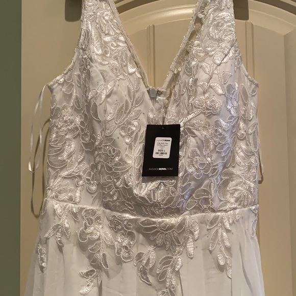 Fashion Nova White Chiffon Gown - Picture 4 of 6